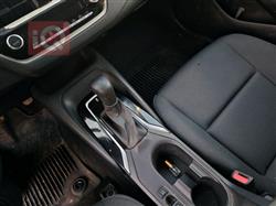 تۆیۆتا کۆرۆلا